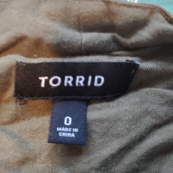 Torrid army green vest - Picture 3 of 5